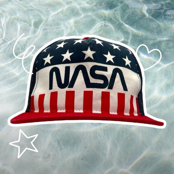NASA Snapback hat Trucker Hat American Flag USA Mesh Back Red White Blue EUC - Picture 1 of 12